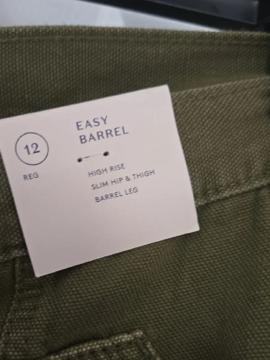 Universal Thread Olive Green Wide Leg Cargo Pants - Picture 4 of 9